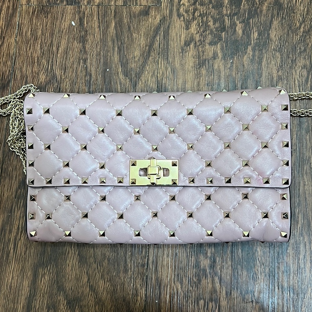 Lavender Valentino Clutch
